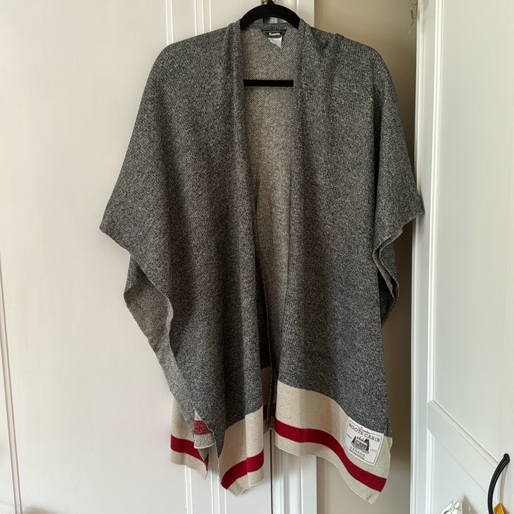 Roots cabin wrap blanket scarf